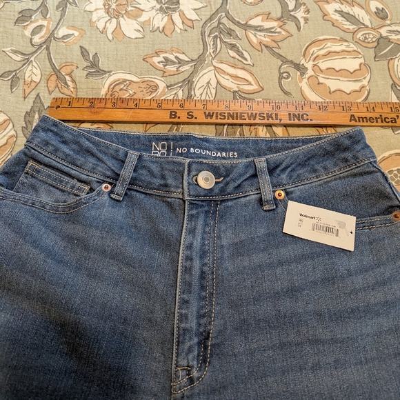 no boundaries size 7 jeans straight leg - Picture 3 of 7